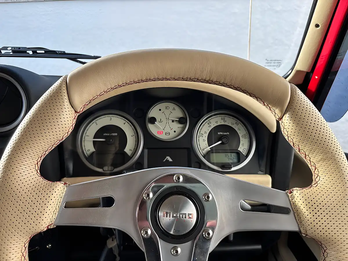 Used 2015 Land Rover Defender 90 Xs Hard Top Red - Interior and Exterior details 19