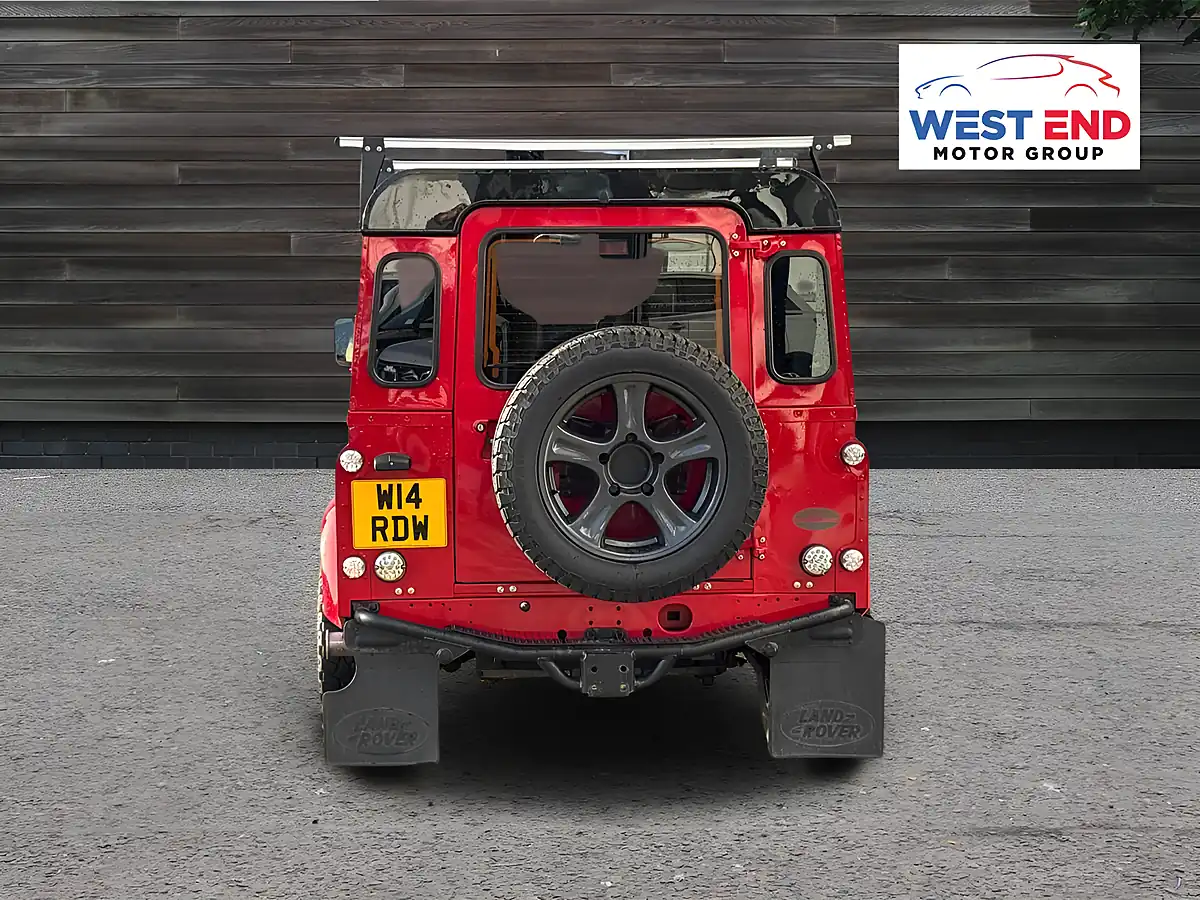 Used 2015 Land Rover Defender 90 Xs Hard Top Red - Interior and Exterior details 4