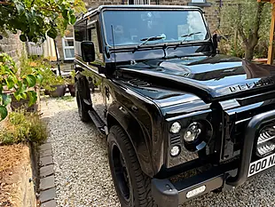 Used 2015 Land Rover Defender 90 Xs Hard Top Santorini Black - Interior and Exterior details 3