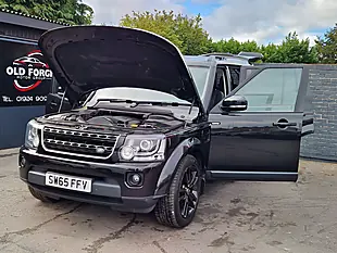 Used 2015 Land Rover Discovery 4 Hse Black - Interior and Exterior details 10