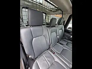 Used 2015 Land Rover Discovery 4 Hse Black - Interior and Exterior details 15