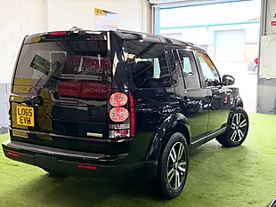 Used 2015 Land Rover Discovery 4 Hse Luxury Black - Interior and Exterior details 4