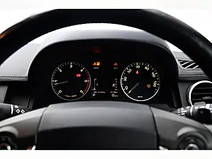 Used 2015 Land Rover Discovery 4 Se Tech Grey - Interior and Exterior details 14