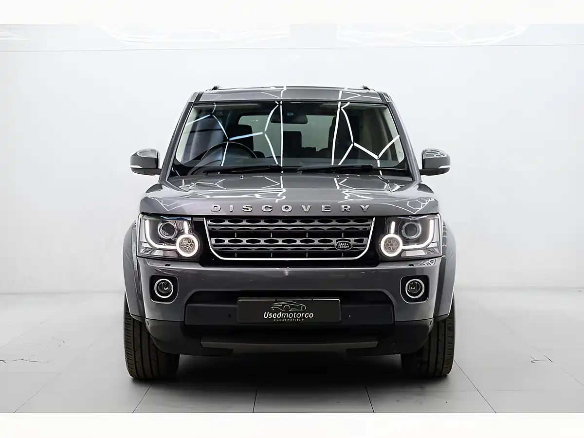 Used 2015 Land Rover Discovery 4 Se Tech Grey - Interior and Exterior details 2