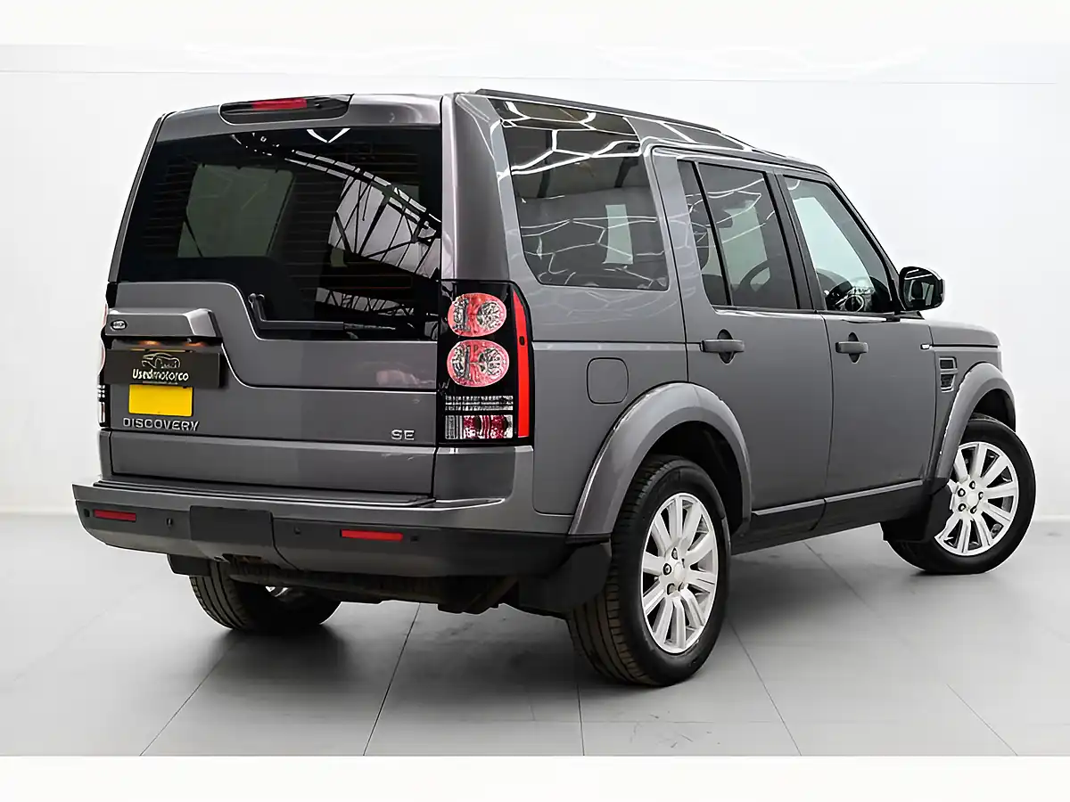 Used 2015 Land Rover Discovery 4 Se Tech Grey - Interior and Exterior details 6