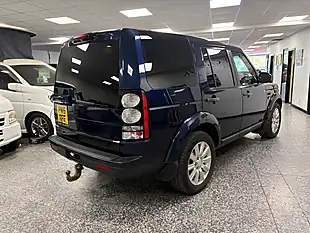 Used 2015 Land Rover Discovery 4 Xs Blue - Interior and Exterior details 11