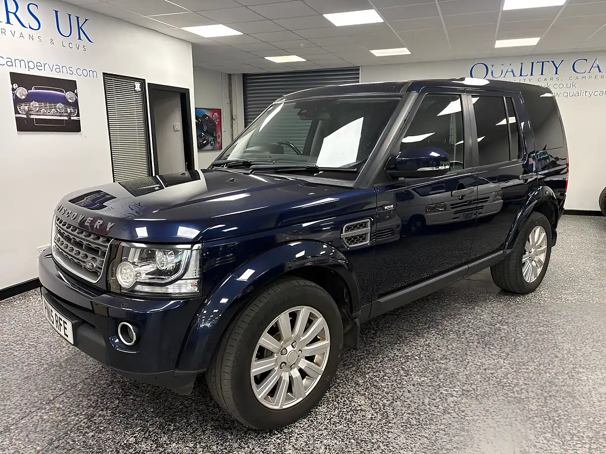 Used 2015 Land Rover Discovery 4 Xs Blue - Interior and Exterior details 4