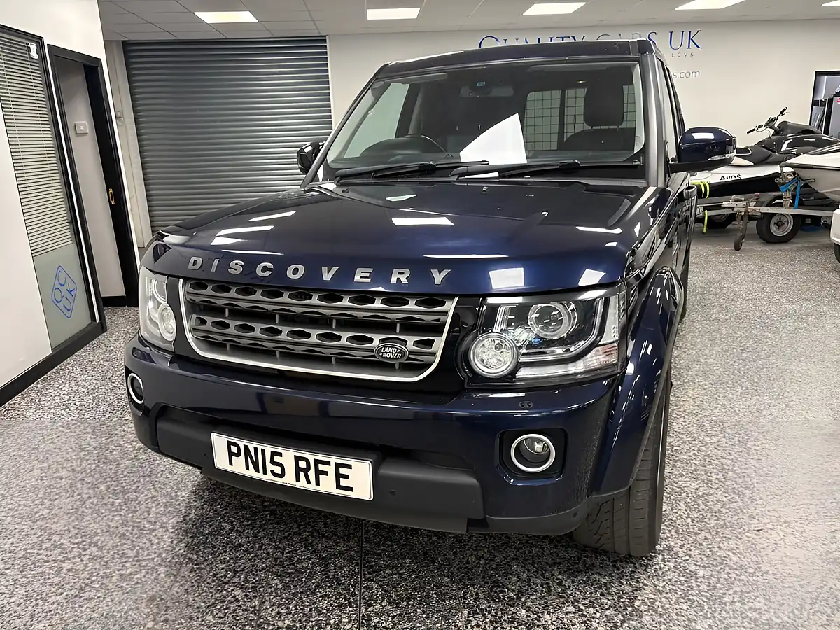 Used 2015 Land Rover Discovery 4 Xs Blue - Interior and Exterior details 6