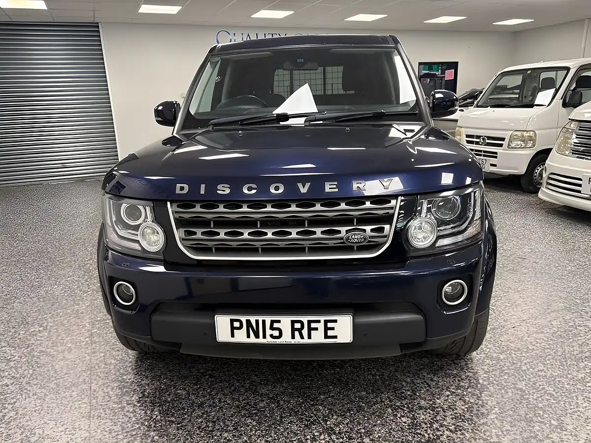 Used 2015 Land Rover Discovery 4 Xs Blue - Interior and Exterior details 7