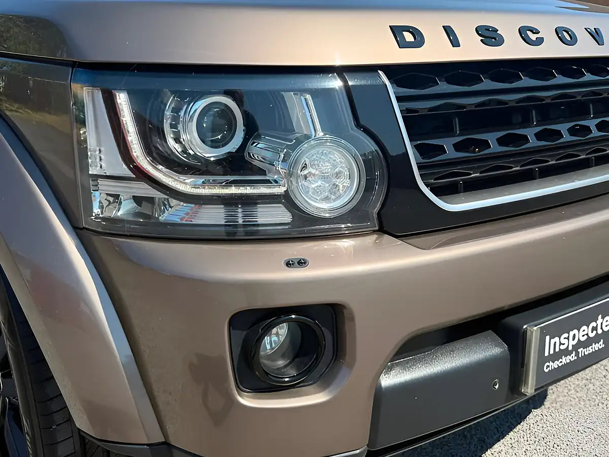 Used 2015 Land Rover Discovery Hse Kaikoura Stone - Interior and Exterior details 11