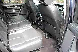 Used 2015 Land Rover Discovery Hse Luxury Blue - Interior and Exterior details 10