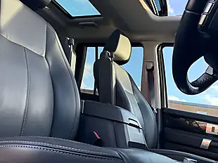 Used 2015 Land Rover Discovery Hse Yulong White - Interior and Exterior details 10