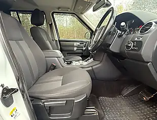 Used 2015 Land Rover Discovery Se Fuji White - Interior and Exterior details 10