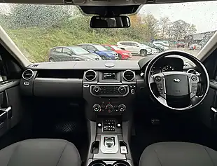 Used 2015 Land Rover Discovery Se Fuji White - Interior and Exterior details 9