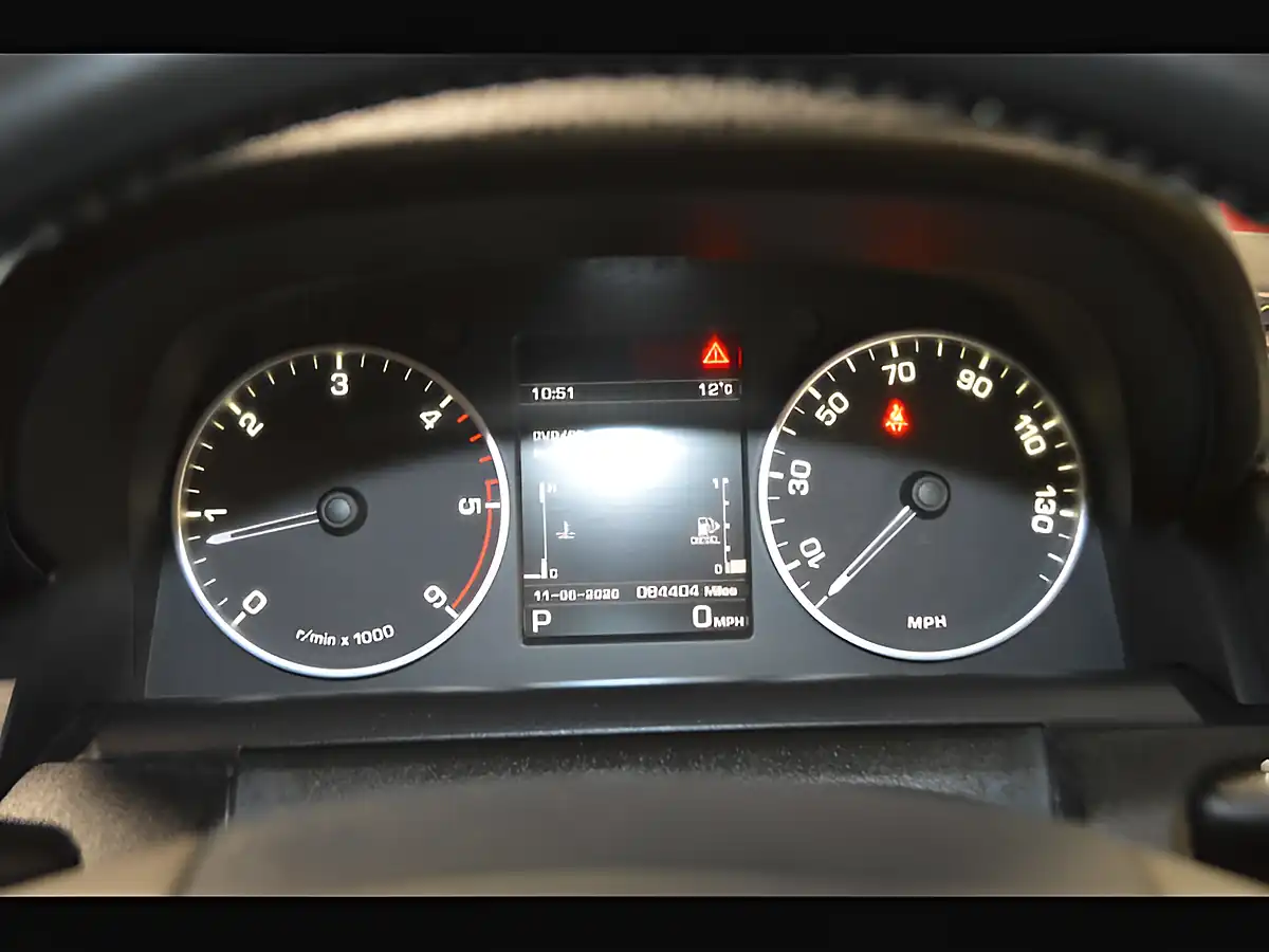 Used 2015 Land Rover Discovery Se Tech Black - Interior and Exterior details 20