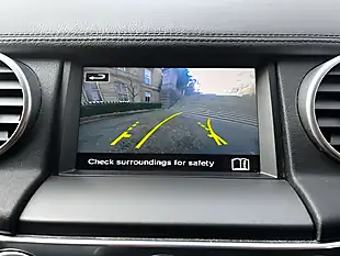 Used 2015 Land Rover Discovery Se Tech Grey - Interior and Exterior details 12
