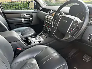 Used 2015 Land Rover Discovery Se Tech Grey - Interior and Exterior details 16