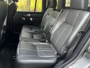 Used 2015 Land Rover Discovery Se Tech Grey - Interior and Exterior details 18