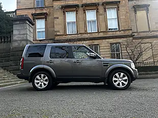 Used 2015 Land Rover Discovery Se Tech Grey - Interior and Exterior details 7