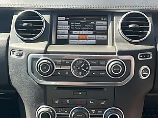 Used 2015 Land Rover Discovery Se Tech Santorini Black - Interior and Exterior details 10