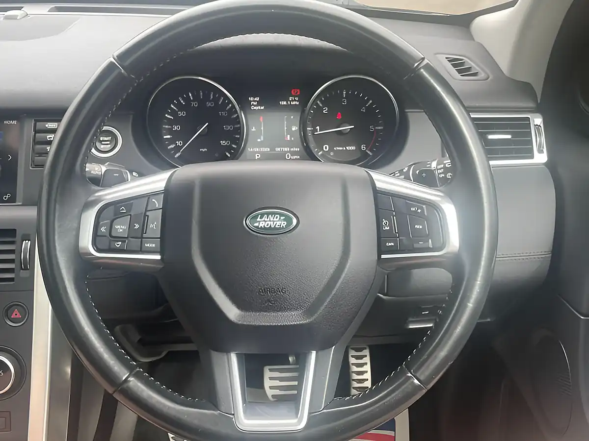 Used 2015 Land Rover Discovery Sport Hse Black Grey - Interior and Exterior details 19