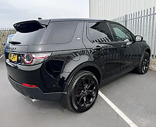 Used 2015 Land Rover Discovery Sport Hse Black - Interior and Exterior details 5