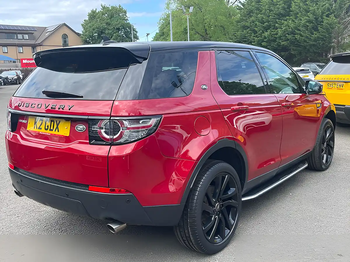 Used 2015 Land Rover Discovery Sport Hse Black Red - Interior and Exterior details 8