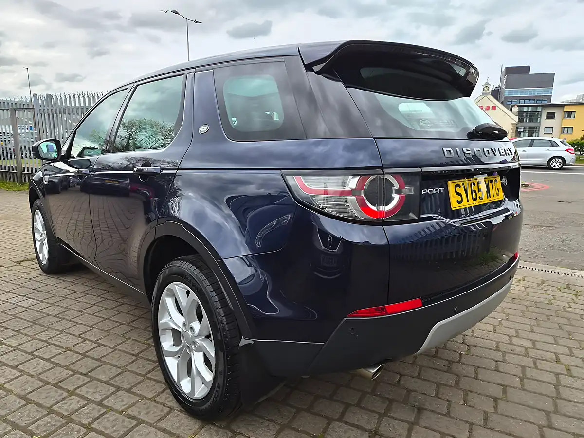 Used 2015 Land Rover Discovery Sport Hse Blue - Interior and Exterior details 4