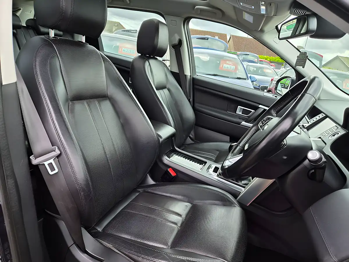 Used 2015 Land Rover Discovery Sport Hse Blue - Interior and Exterior details 7