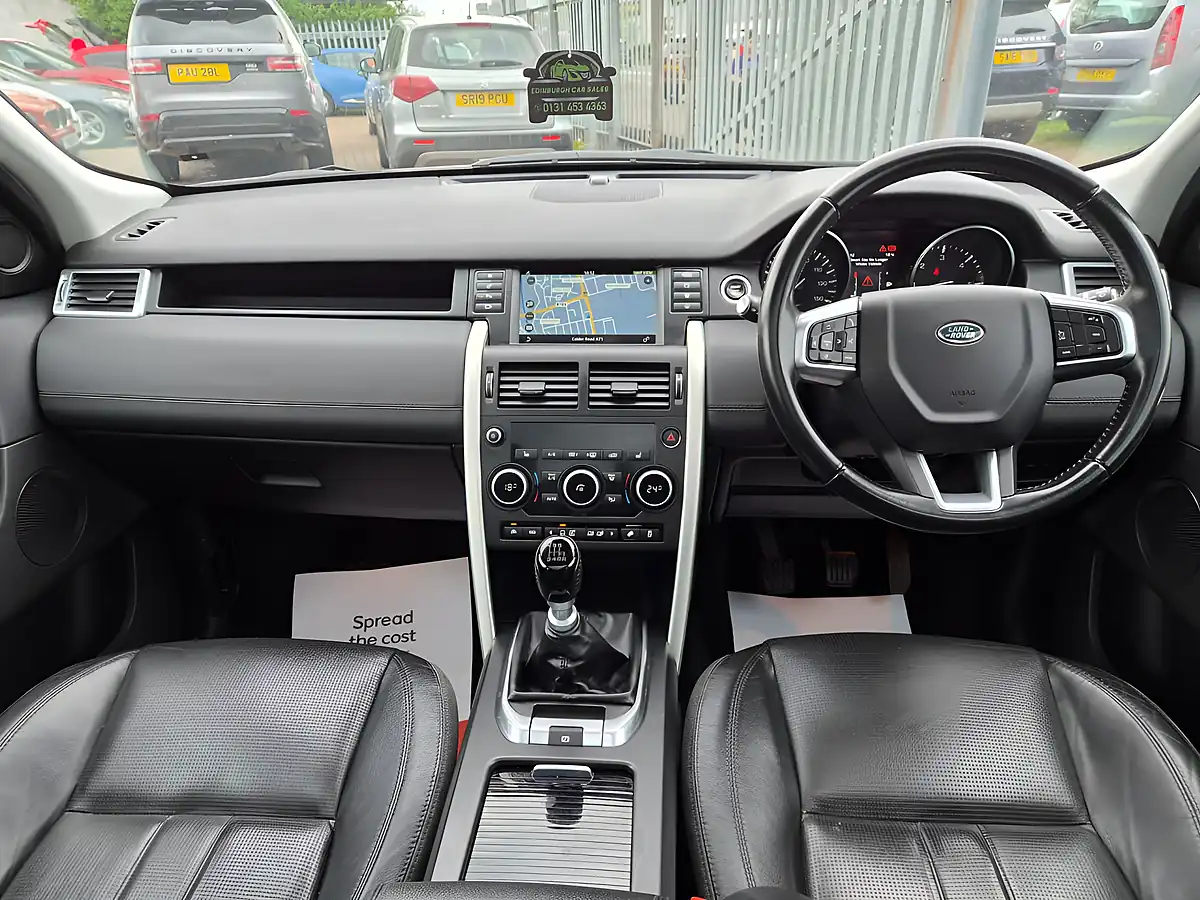 Used 2015 Land Rover Discovery Sport Hse Blue - Interior and Exterior details 9