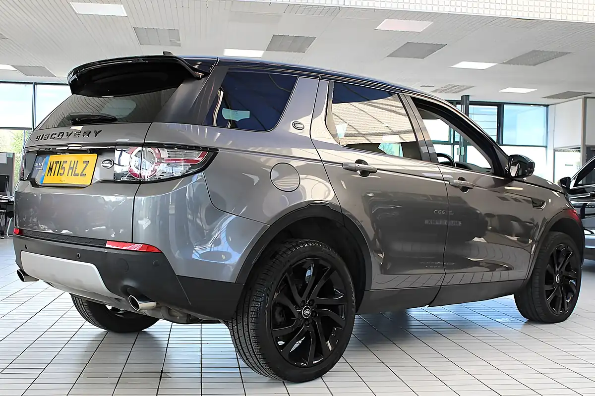 Used 2015 Land Rover Discovery Sport Hse Corris Grey - Interior and Exterior details 12
