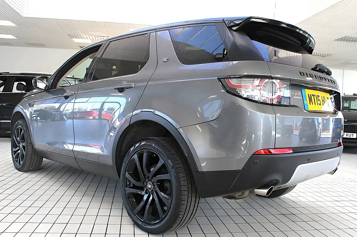 Used 2015 Land Rover Discovery Sport Hse Corris Grey - Interior and Exterior details 17
