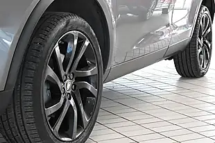 Used 2015 Land Rover Discovery Sport Hse Corris Grey - Interior and Exterior details 5