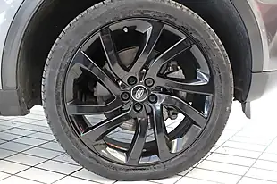 Used 2015 Land Rover Discovery Sport Hse Grey - Interior and Exterior details 11