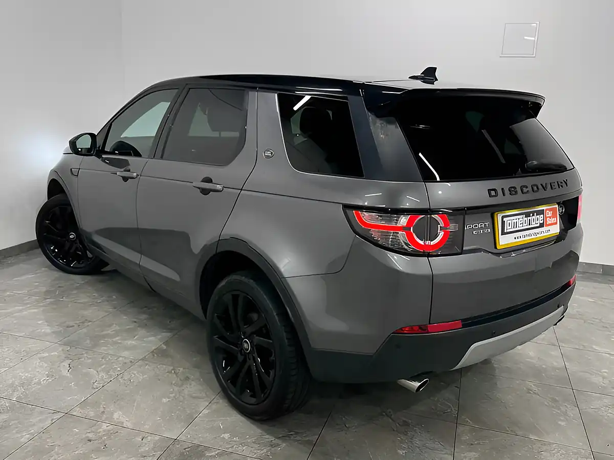 Used 2015 Land Rover Discovery Sport Hse Grey - Interior and Exterior details 5