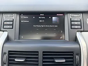 Used 2015 Land Rover Discovery Sport Hse Grey - Interior and Exterior details 13