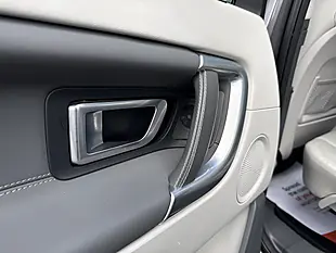 Used 2015 Land Rover Discovery Sport Hse Grey - Interior and Exterior details 17
