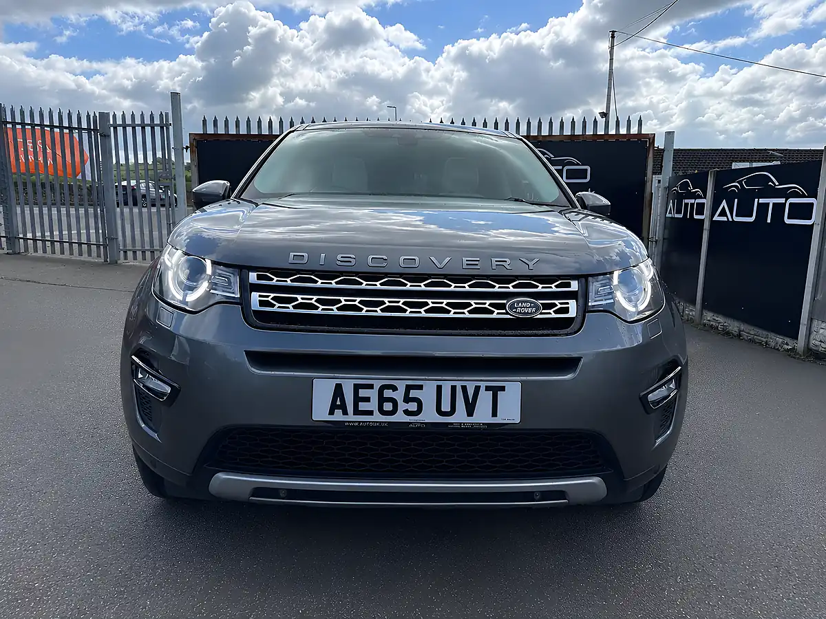 Used 2015 Land Rover Discovery Sport Hse Grey - Interior and Exterior details 2