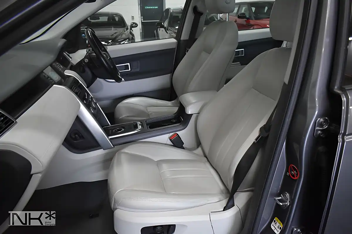 Used 2015 Land Rover Discovery Sport Hse Grey - Interior and Exterior details 10