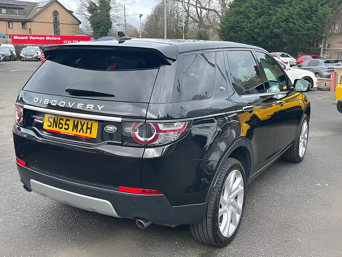 Used 2015 Land Rover Discovery Sport Hse Luxury Black - Interior and Exterior details 8
