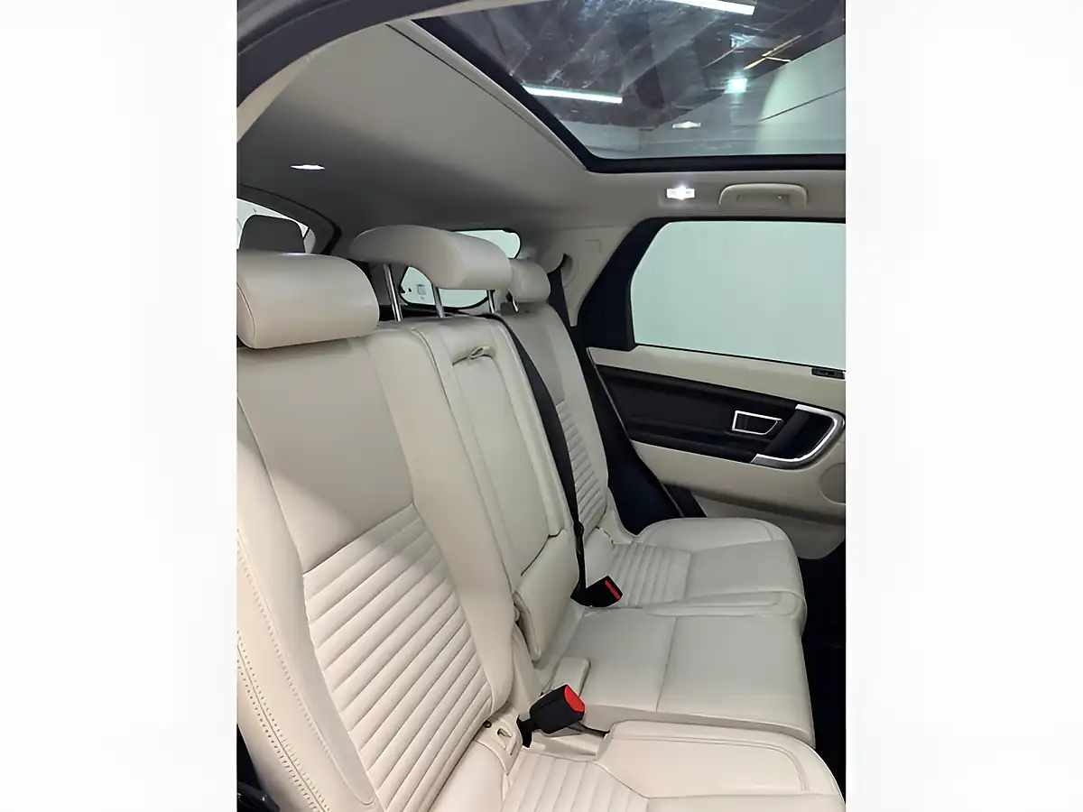 Used 2015 Land Rover Discovery Sport Hse Luxury Brown - Interior and Exterior details 11