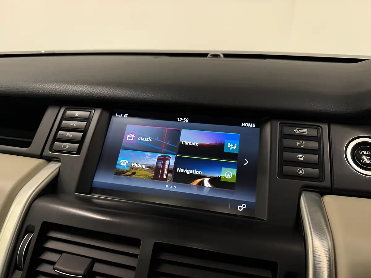 Used 2015 Land Rover Discovery Sport Hse Luxury Brown - Interior and Exterior details 15