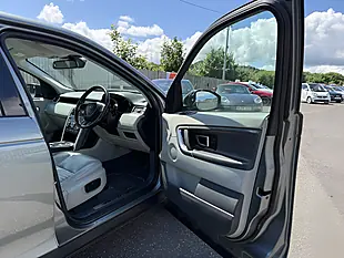 Used 2015 Land Rover Discovery Sport Hse Luxury Grey - Interior and Exterior details 10