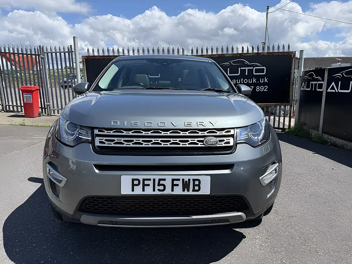 Used 2015 Land Rover Discovery Sport Hse Luxury Grey - Interior and Exterior details 3