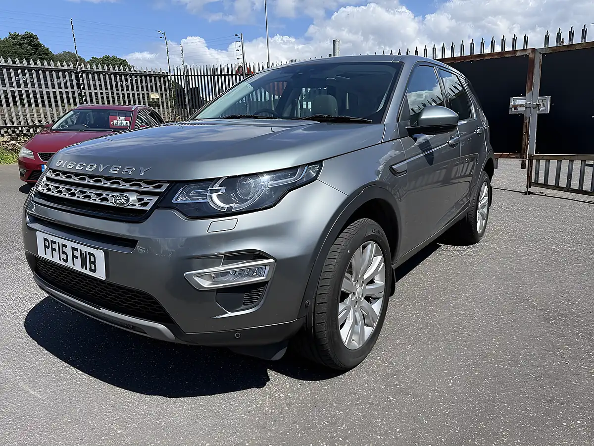 Used 2015 Land Rover Discovery Sport Hse Luxury Grey - Interior and Exterior details 4