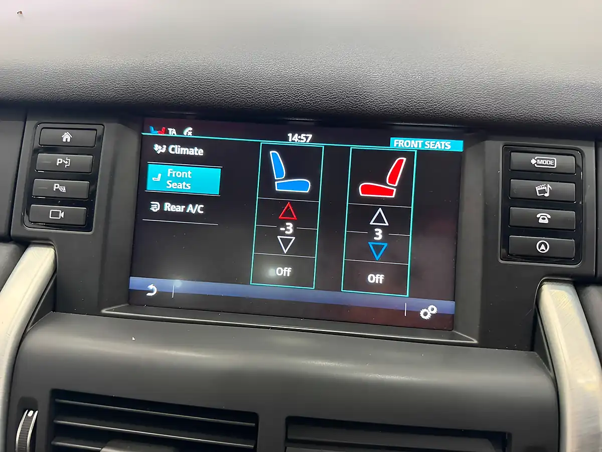 Used 2015 Land Rover Discovery Sport Hse Luxury Grey - Interior and Exterior details 13