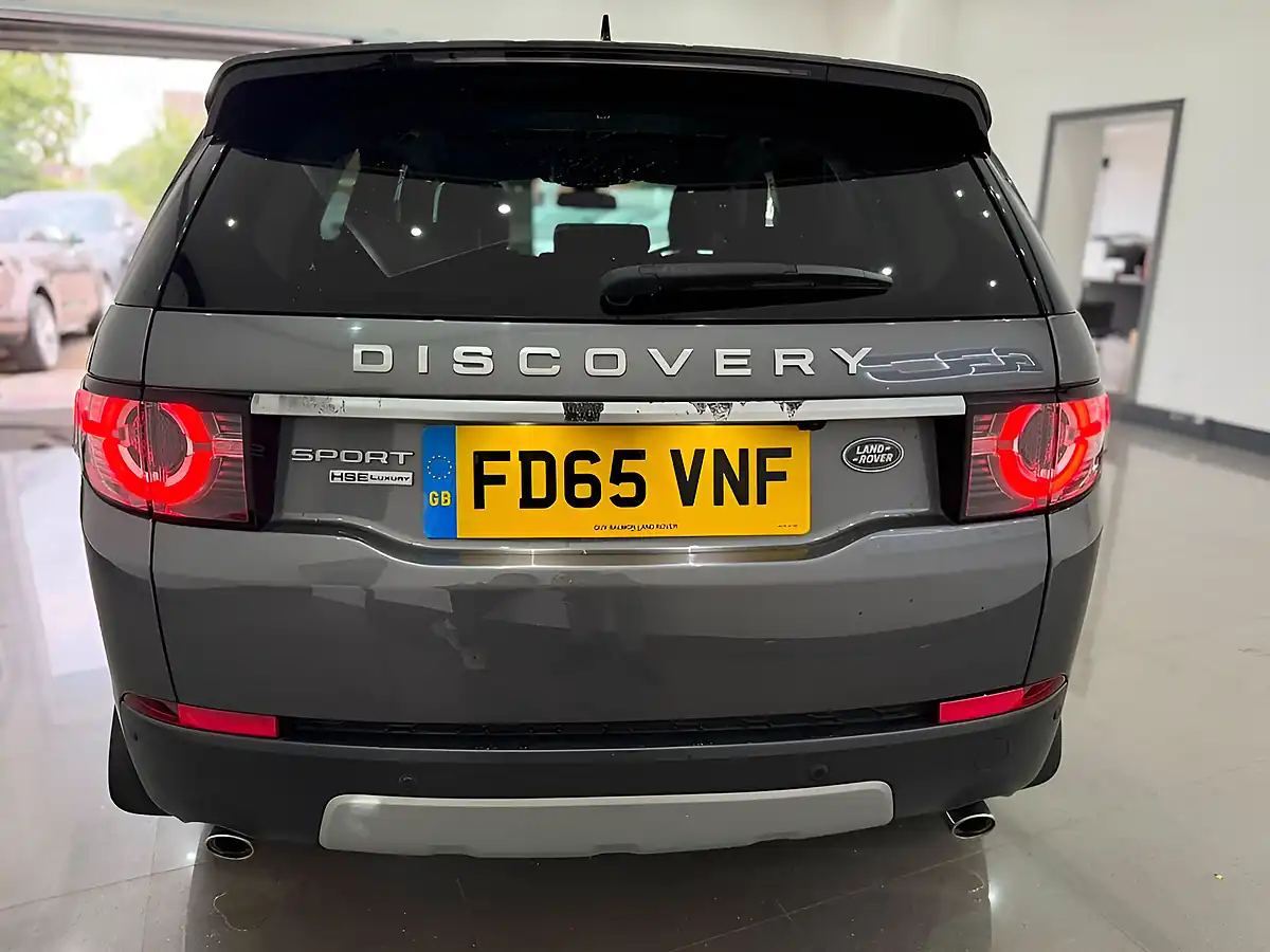 Used 2015 Land Rover Discovery Sport Hse Luxury Grey - Interior and Exterior details 4