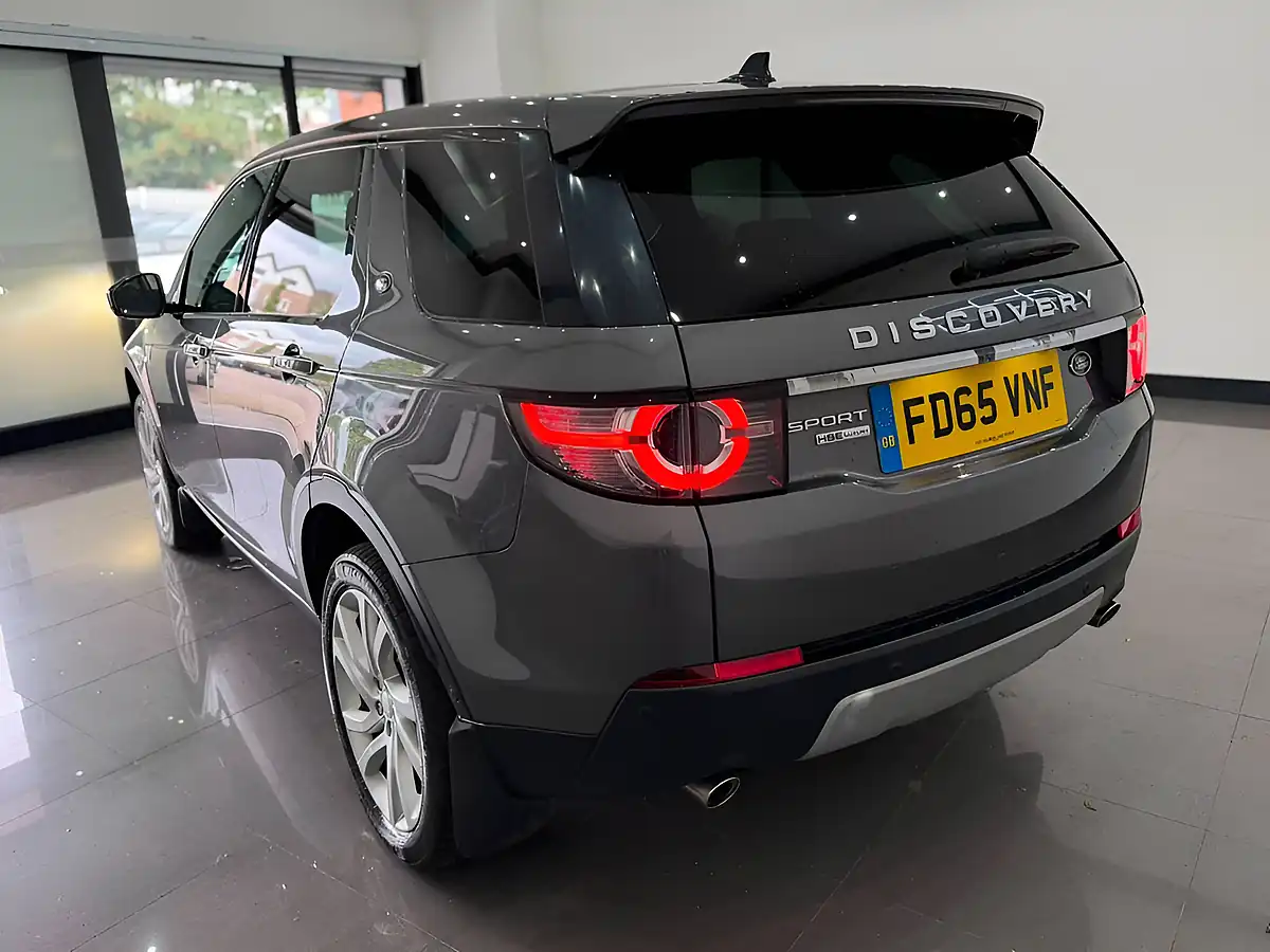 Used 2015 Land Rover Discovery Sport Hse Luxury Grey - Interior and Exterior details 5