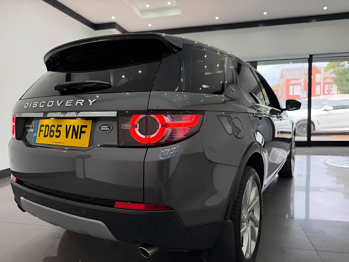 Used 2015 Land Rover Discovery Sport Hse Luxury Grey - Interior and Exterior details 8