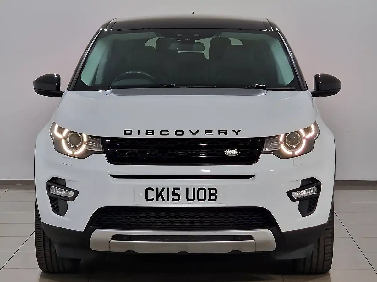Used 2015 Land Rover Discovery Sport Hse Luxury White - Interior and Exterior details 2